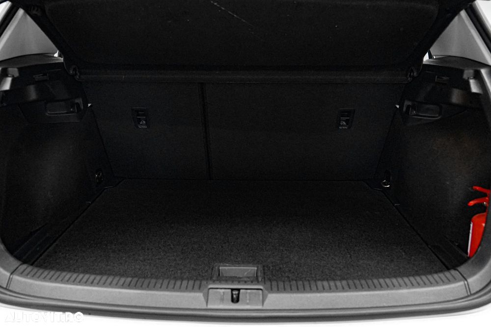 Volkswagen Golf 1.6 TDI DPF BMT Trendline - 25