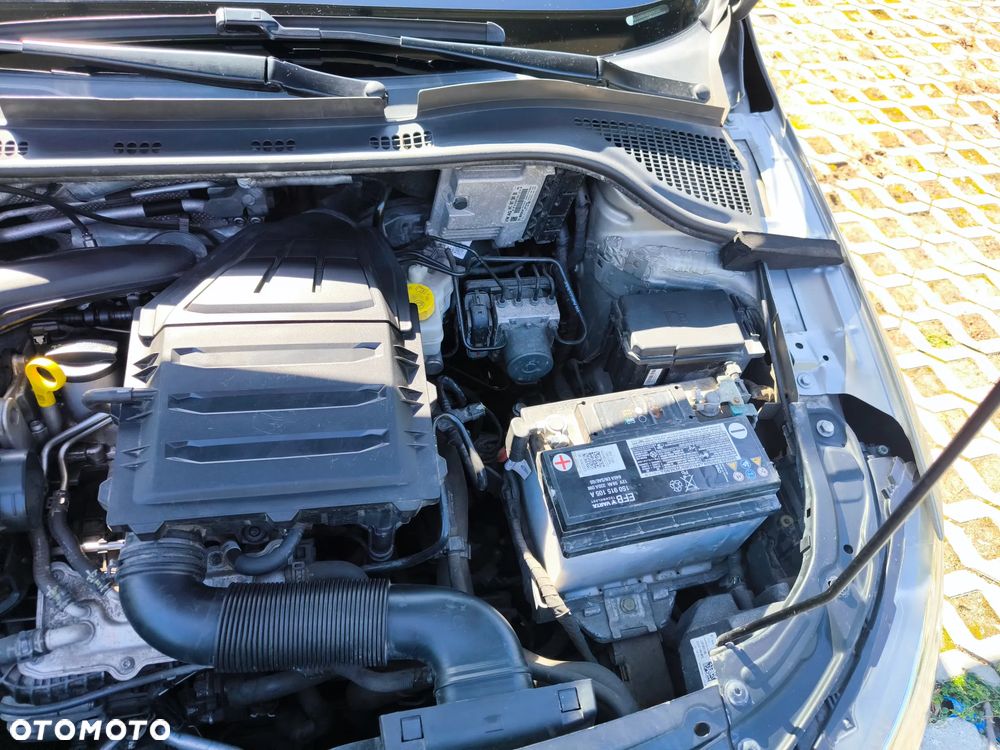 Skoda RAPID 1.0 TSI Ambition - 35