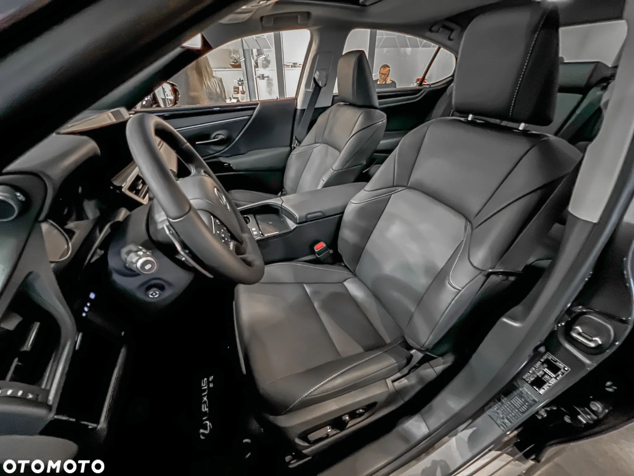 Lexus ES - 11