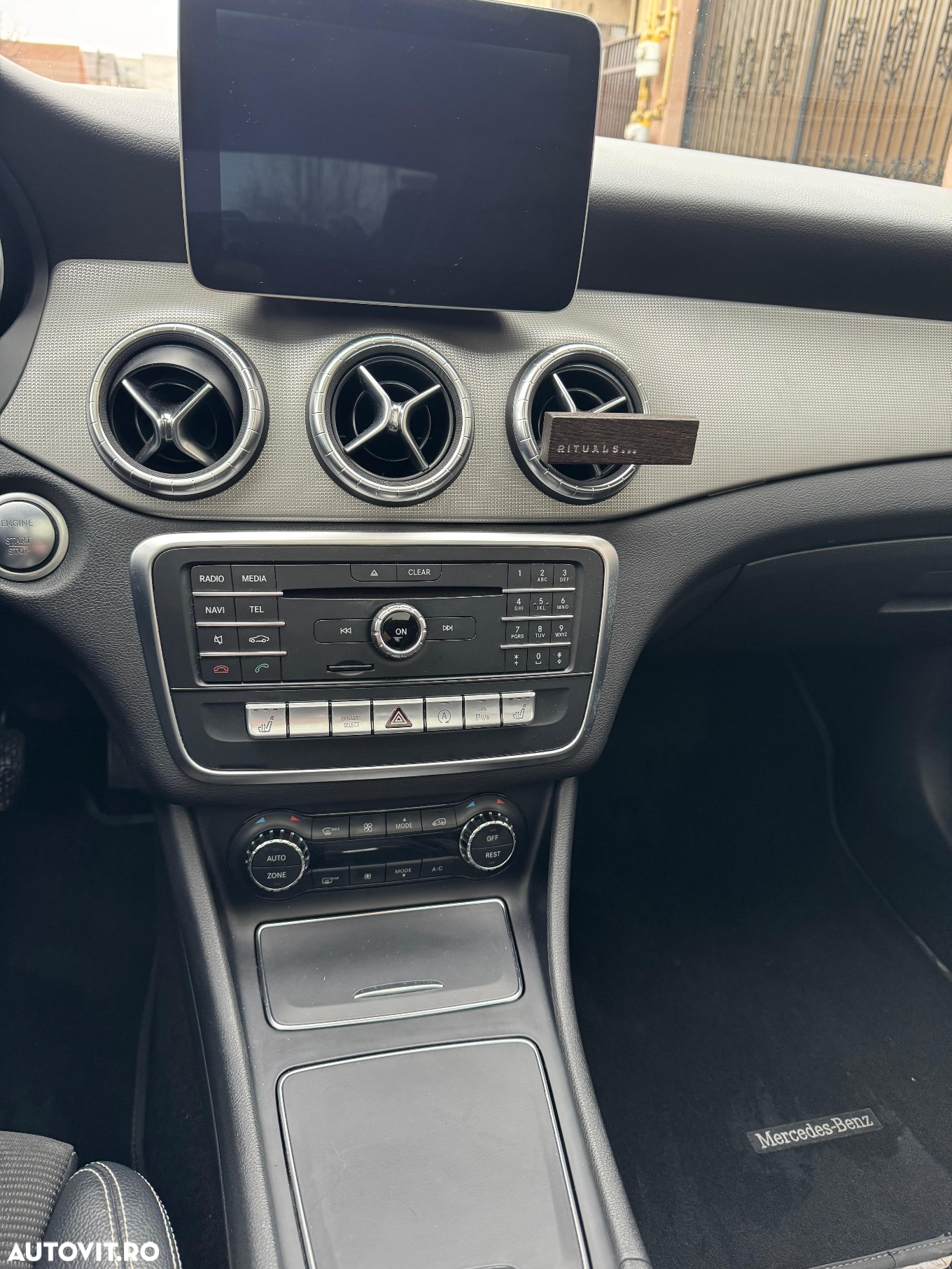 Mercedes-Benz CLA 200 d 4MATIC Aut. - 8