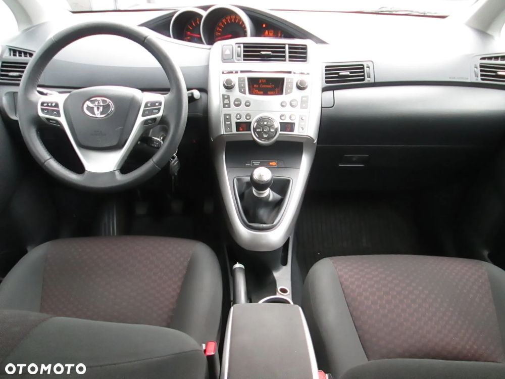 Toyota Verso 2.0 D-4D Life - 21