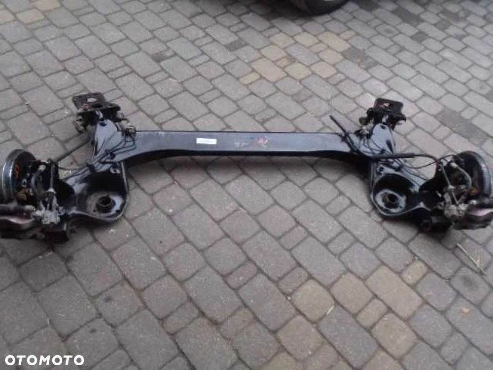 tarcza osłona błotna wieszak zacisk jarzmo piasta stilo bravo II delta - 1