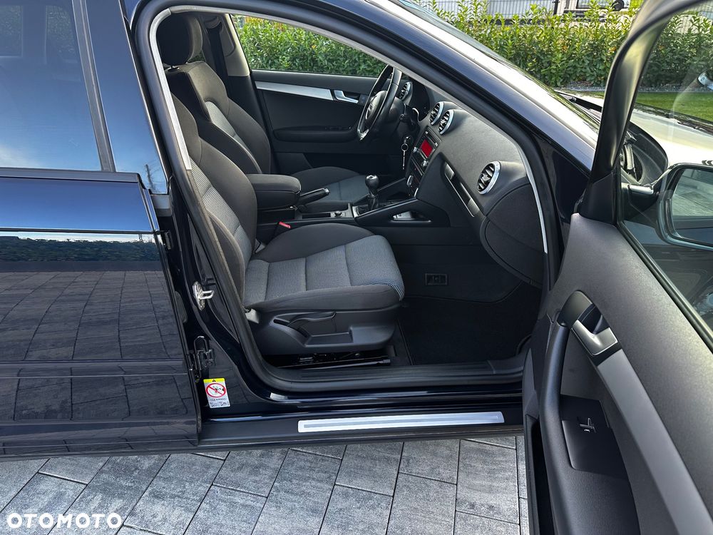 Audi A3 Sportback - 19