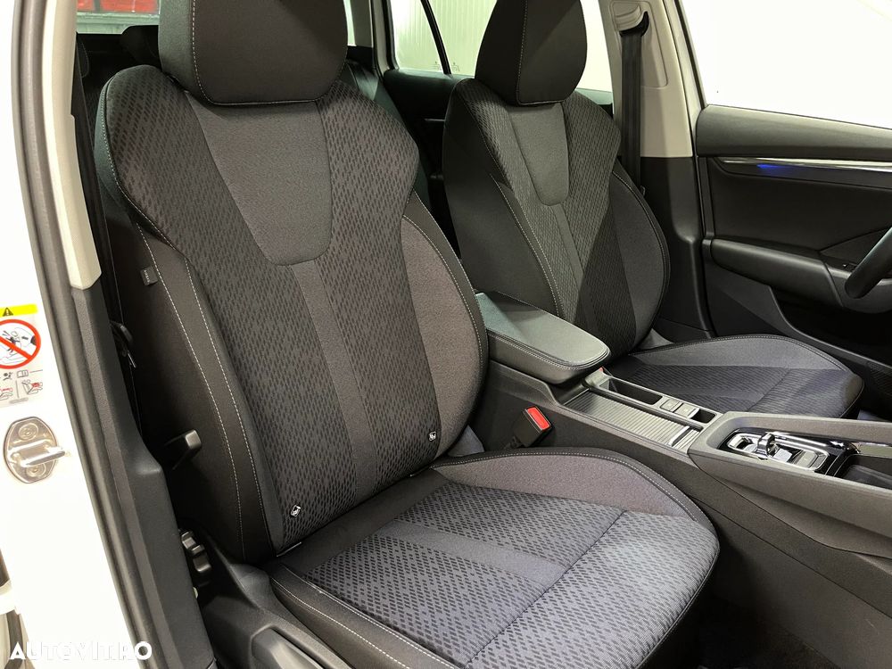 Skoda Octavia 2.0 TDI DSG Style - 11