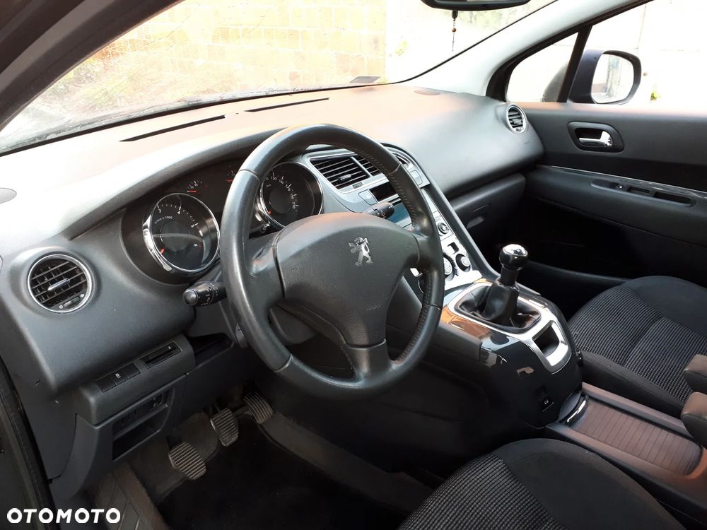 Peugeot 5008 1.6 Active - 6