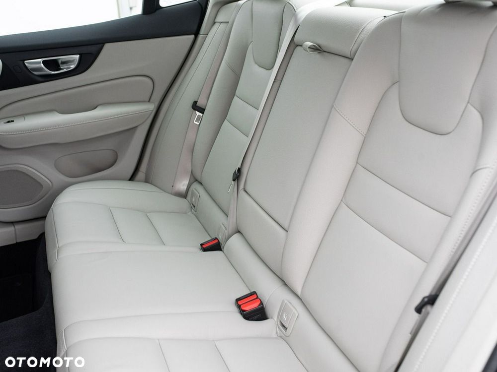 Volvo S60 B4 B Plus Bright - 25