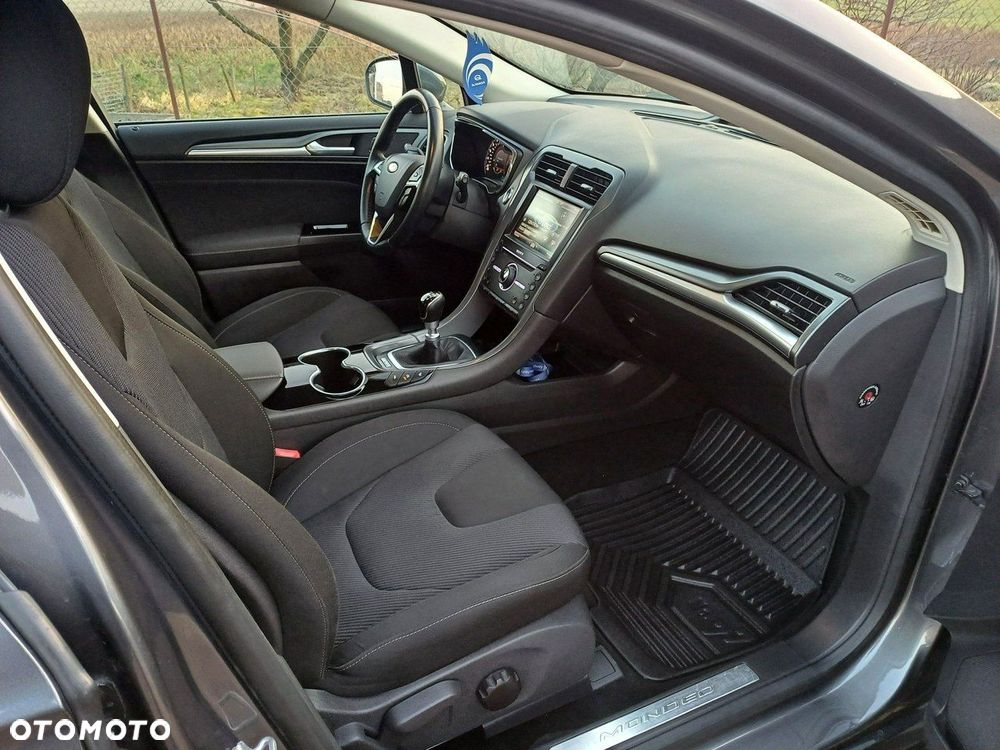 Ford Mondeo - 12