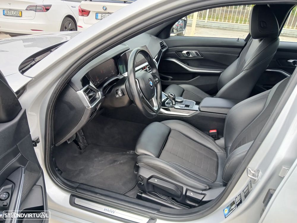 BMW 318 d Auto - 18