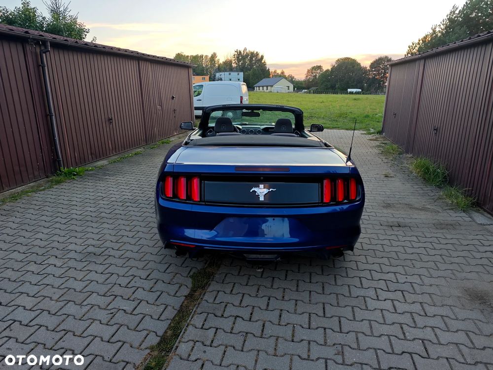 Ford Mustang 3.7 V6 - 12