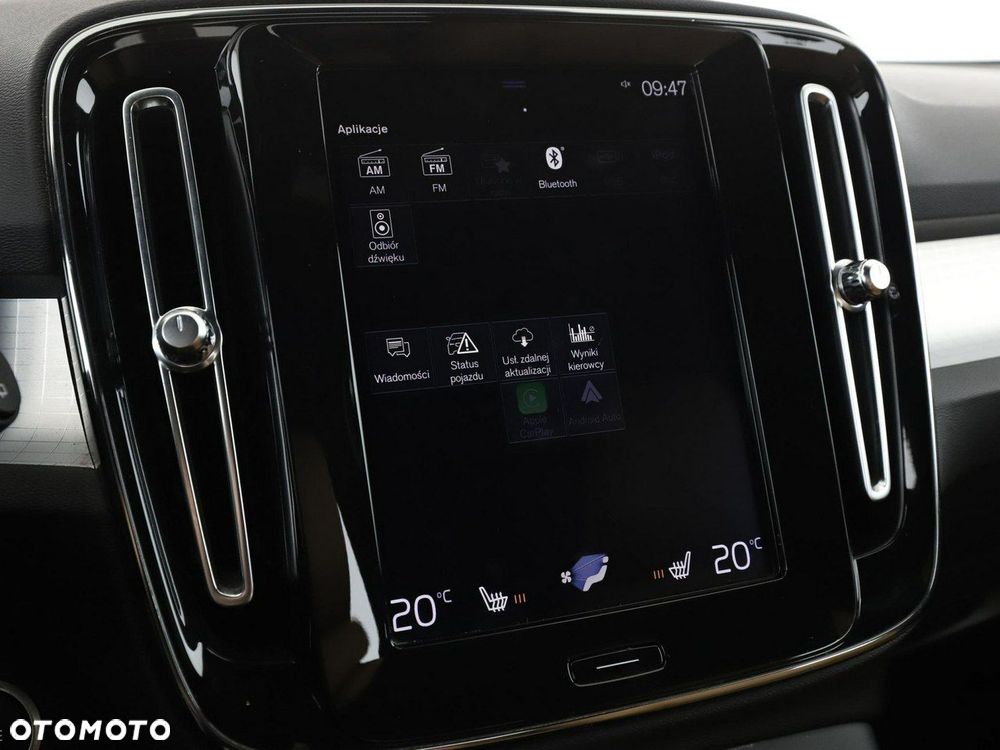 Volvo XC 40 D4 AWD Momentum Pro - 28