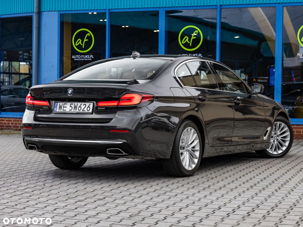 BMW Seria 5 518d mHEV Luxury Line - 10