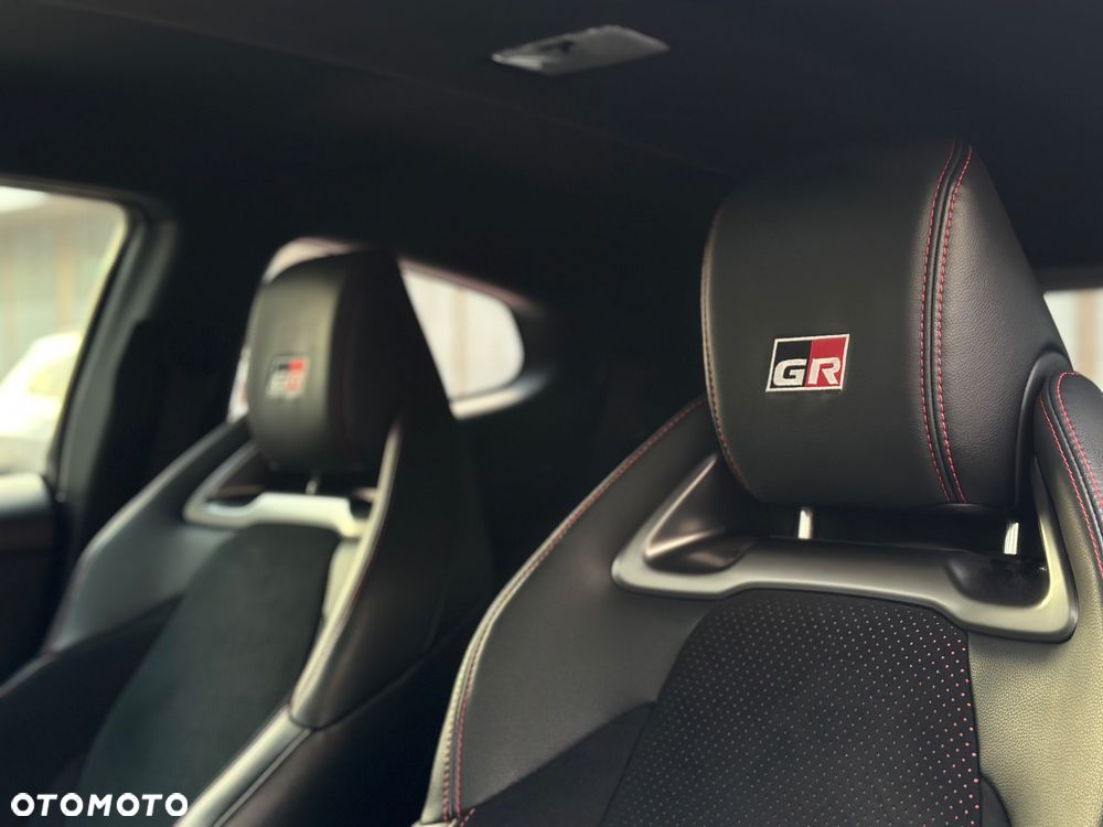 Toyota GR Yaris 1.6 Dynamic - 22