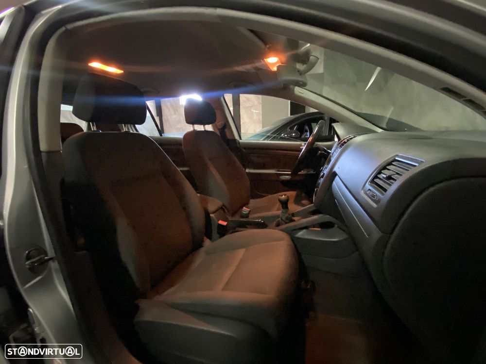 VW Golf 1.4 FSi Trendline - 8