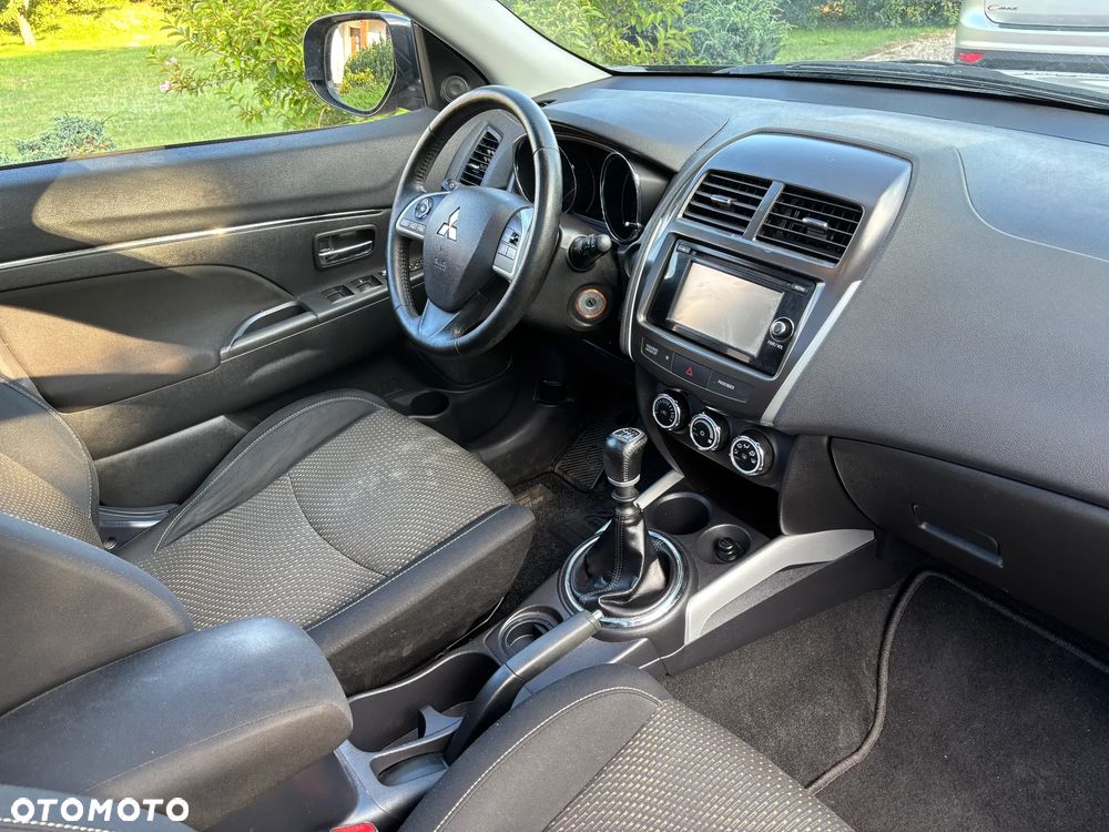 Mitsubishi ASX 1.8 DI-D 2WD Intense - 26