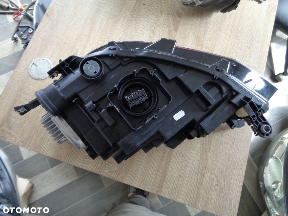 VW T-CROSS LAMPA PRAWA PRZÓD EUROPA - 4