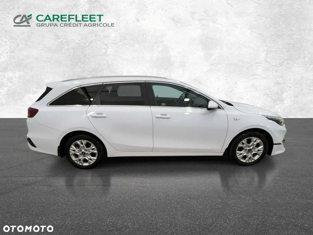 Kia Ceed - 4