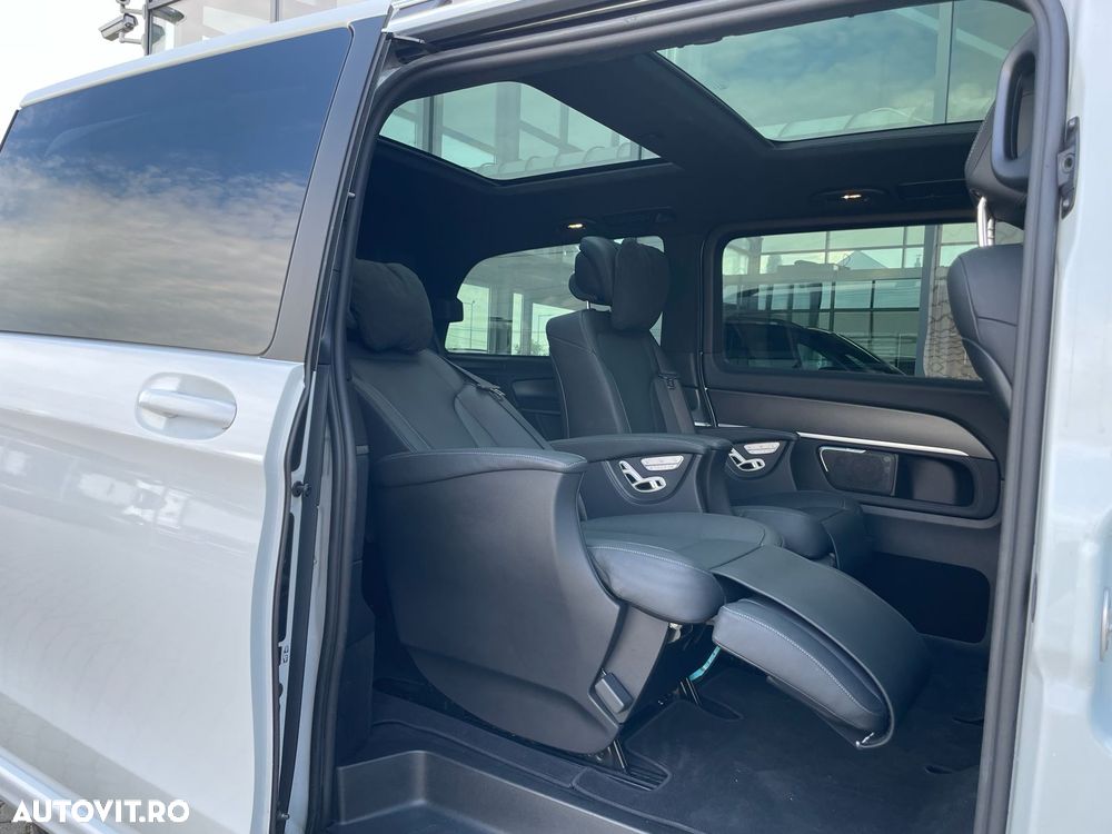 Mercedes-Benz V 300 d Lang 4Matic 9G-TRONIC Exclusive - 37