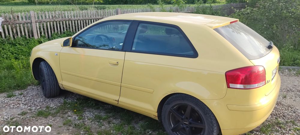 Audi A3 3-drzwiowe 1.6 Ambiente - 2