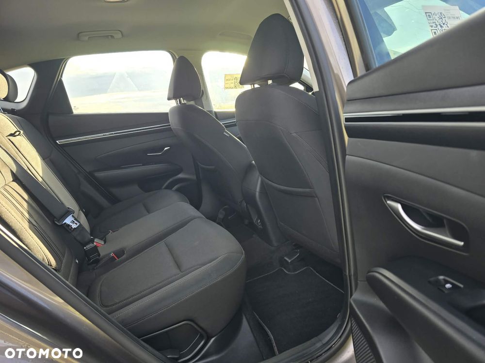 Hyundai Tucson 1.6 CRDi 48V-Hybrid 2WD DCT Select - 9