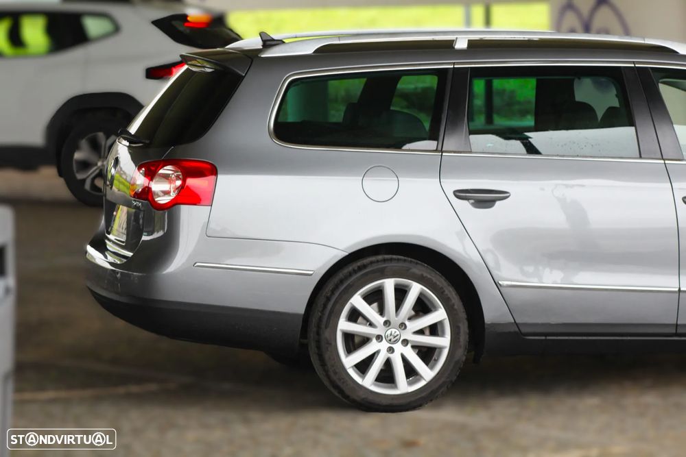 VW Passat Variant 2.0 TDi Sportline - 11