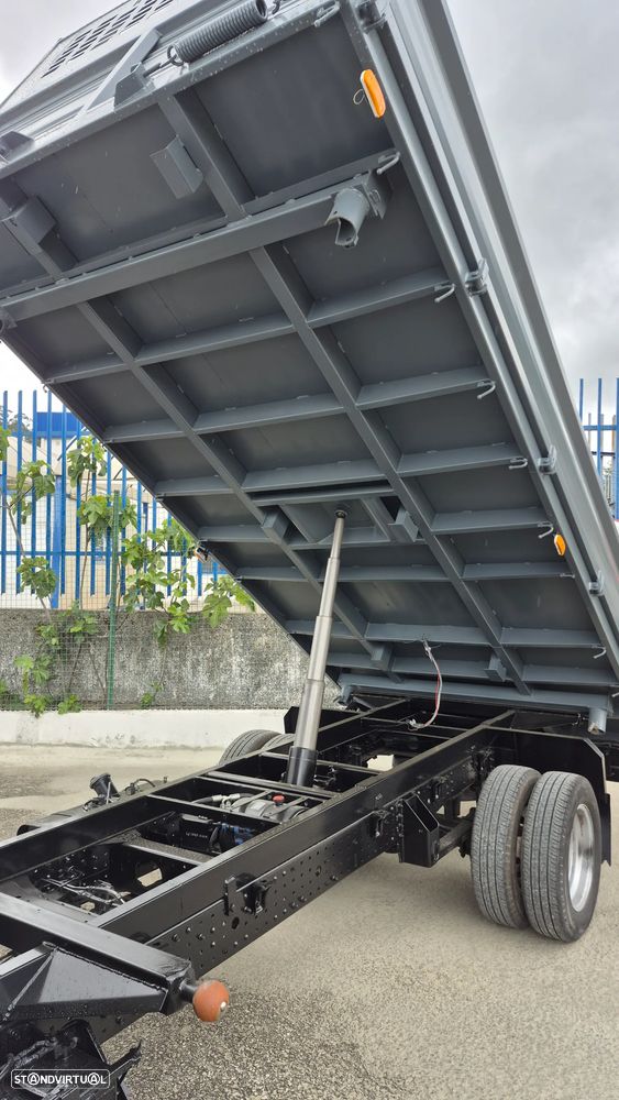 Mitsubishi Canter - 4