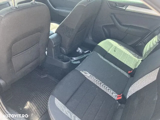 Skoda RAPID 1.0 TSI Ambition - 5