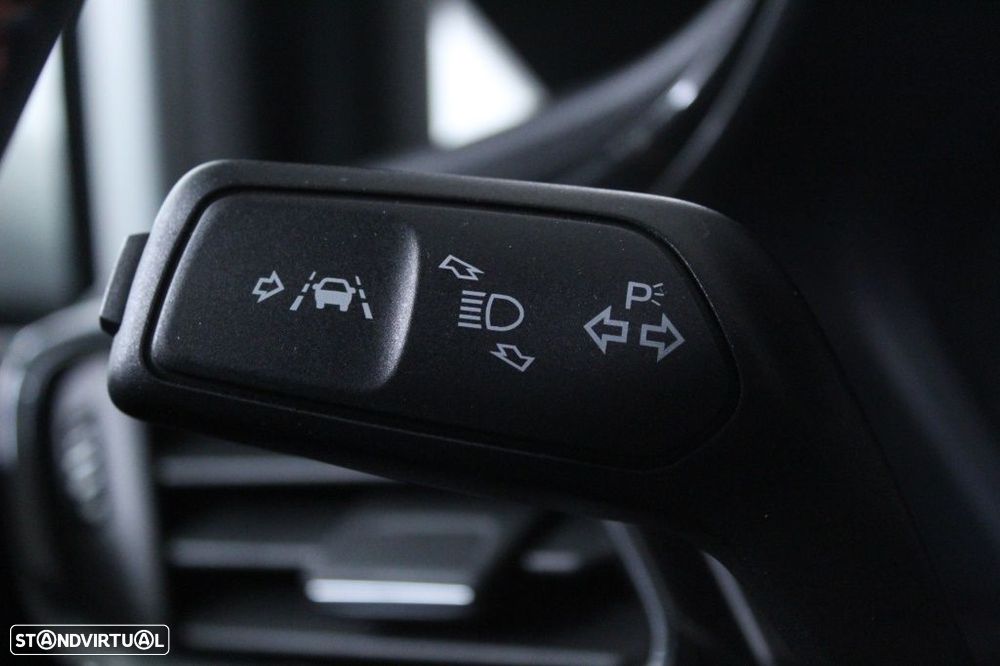 Ford Fiesta 1.0 EcoBoost ST-Line - 25