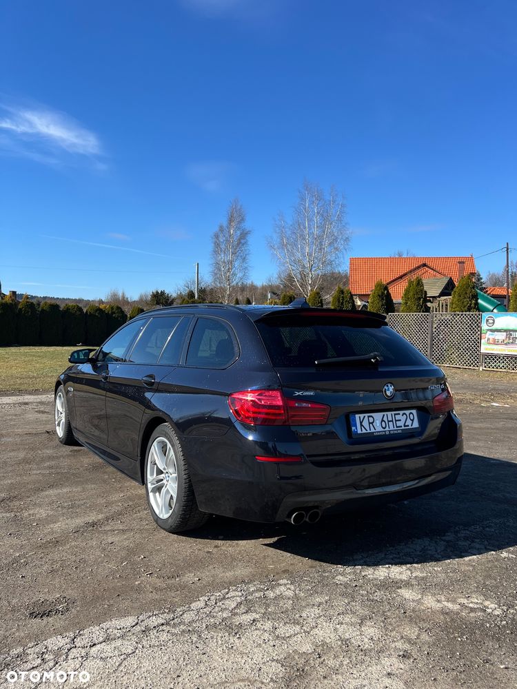 BMW Seria 5 520d xDrive - 10