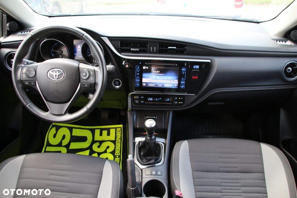 Toyota Auris 1.6 D-4D Premium - 16