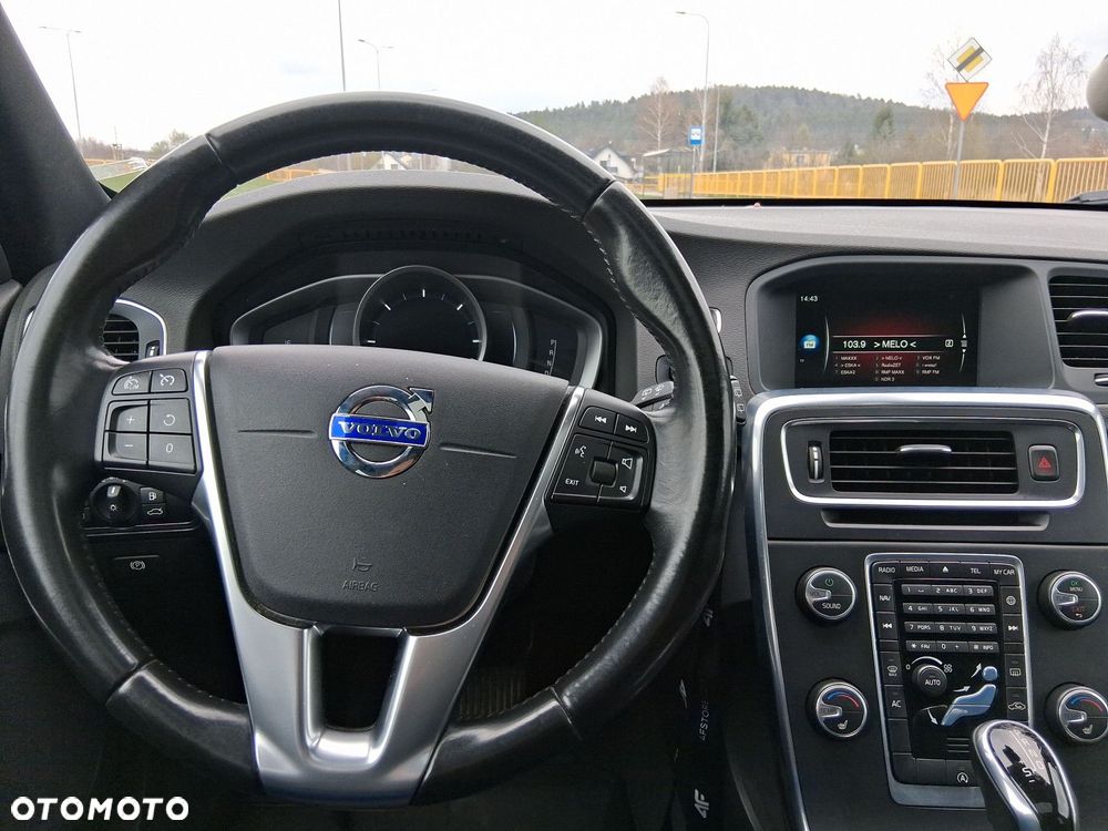 Volvo V60 - 13