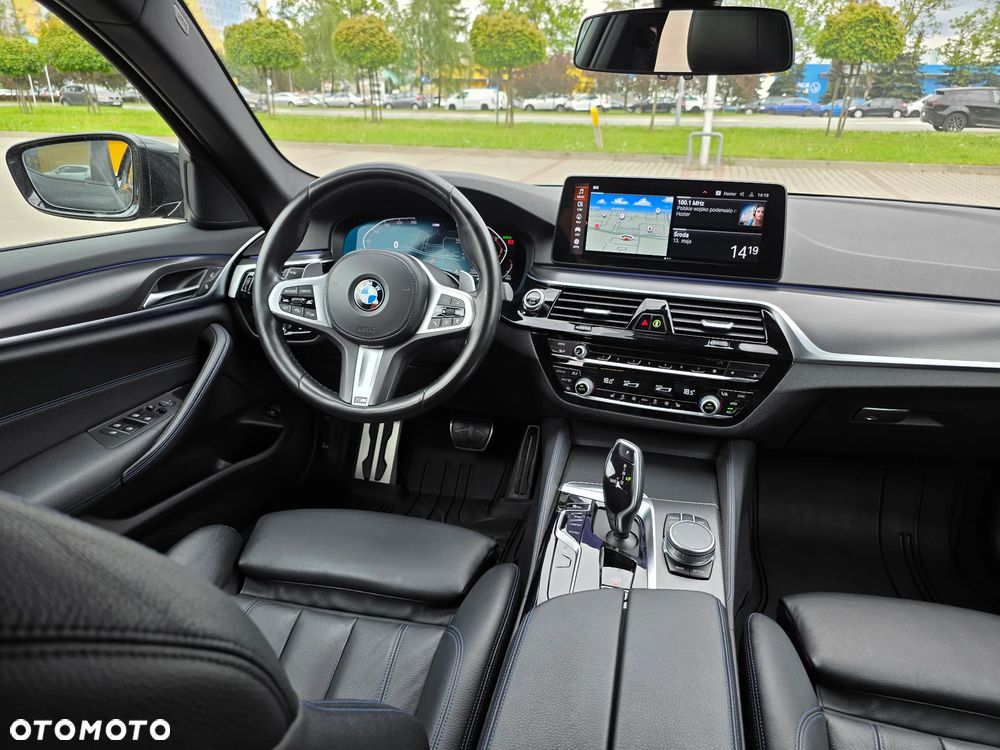 BMW Seria 5 518d M Sport sport - 35