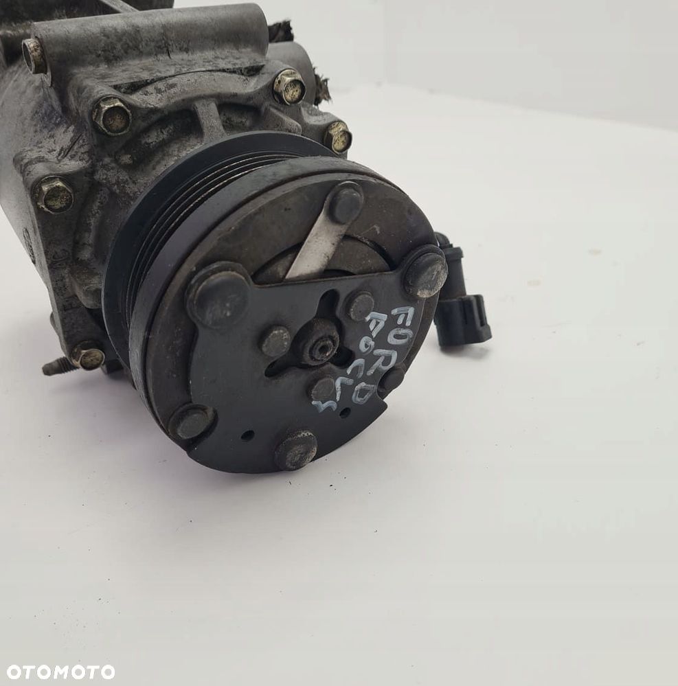 ford focus sprężarka klimatyzacji rfxs4h19d647ab - 2