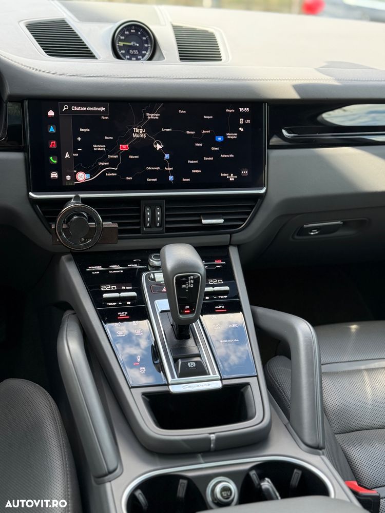 Porsche Cayenne E-Hybrid - 23