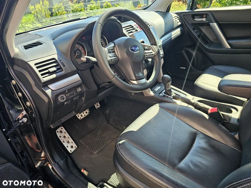 Subaru Forester 2.0XT Platinum Lineartronic - 9