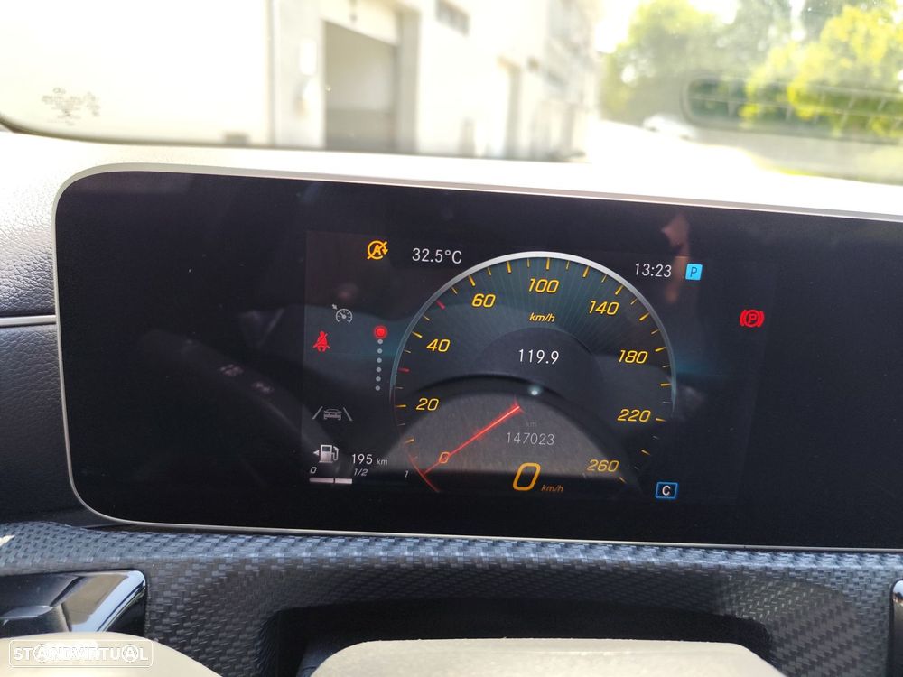 Mercedes-Benz CLA 180 d Shooting Brake Style Plus - 16