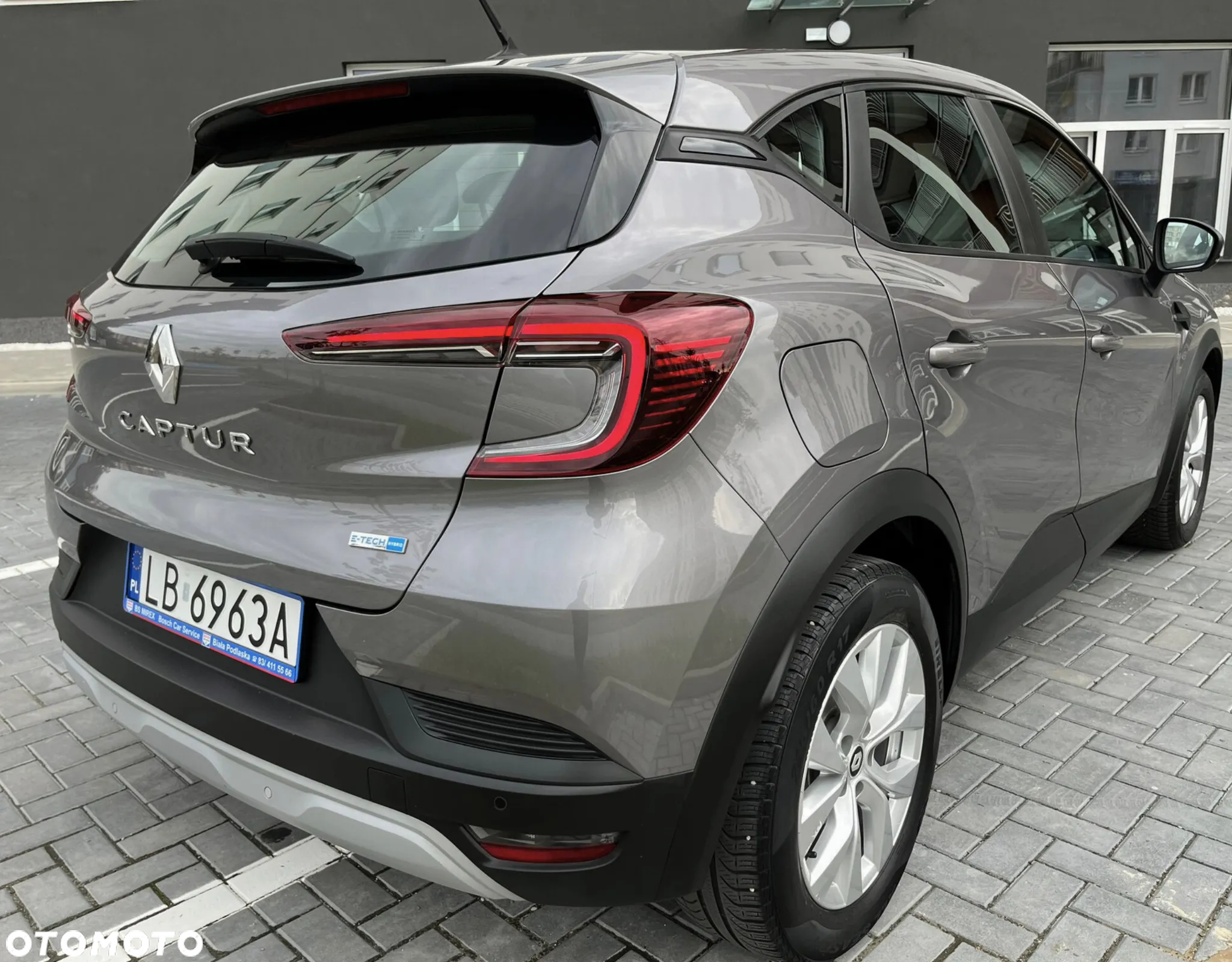 Renault Captur 1.6 E-TECH Full Hybrid 145 Techno - 8