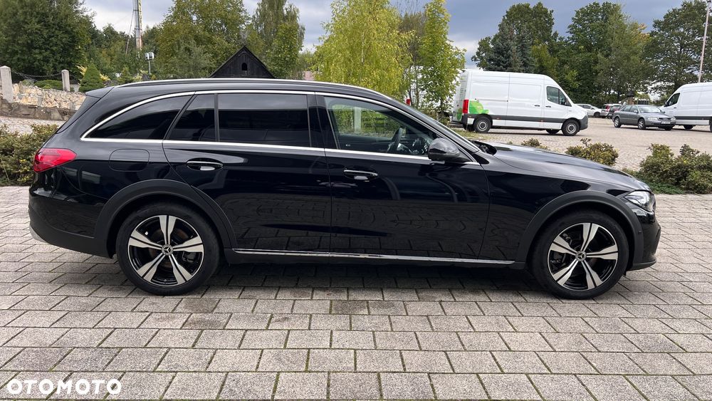 Mercedes-Benz Klasa C 220 d mHEV 4-Matic All-Terrain Avantgarde - 4