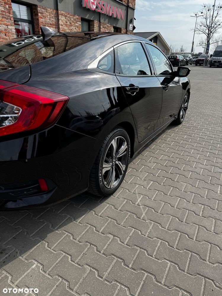 Honda Civic 1.5 T Executive CVT - 6