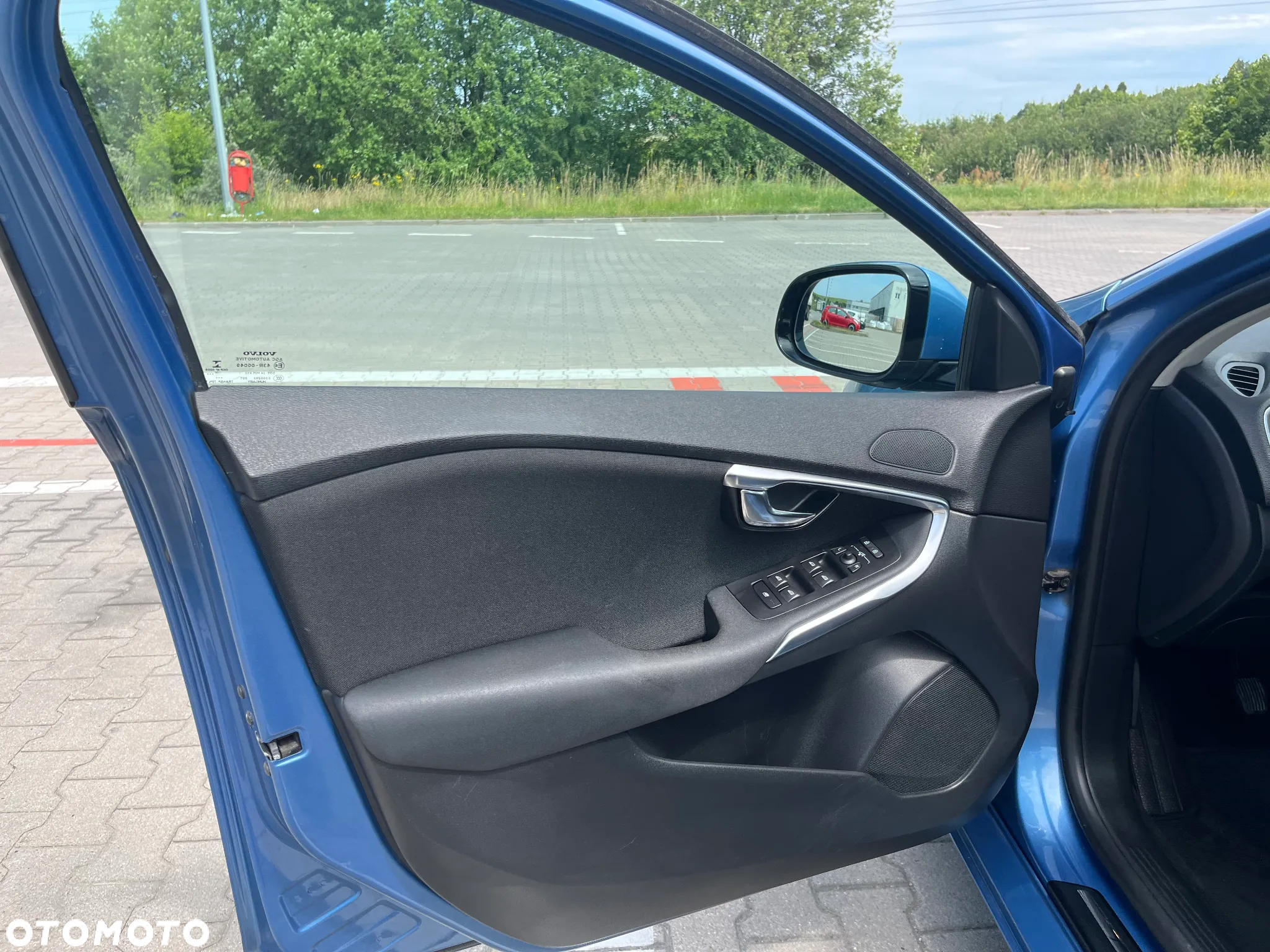Volvo V40 D2 Momentum - 23