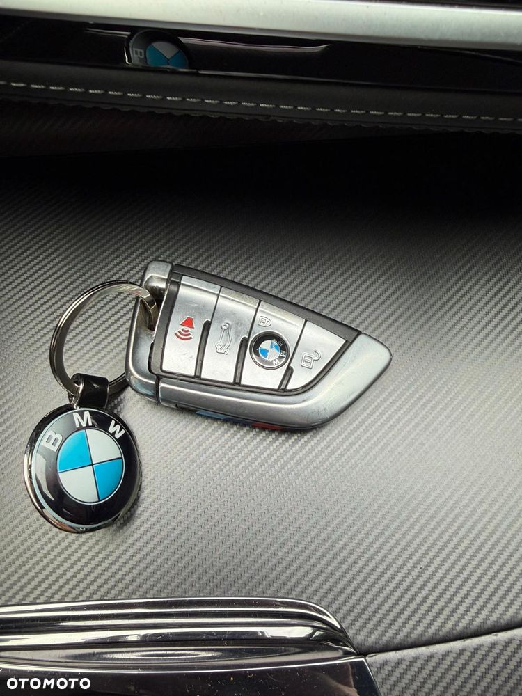 BMW M5 Competition - 12