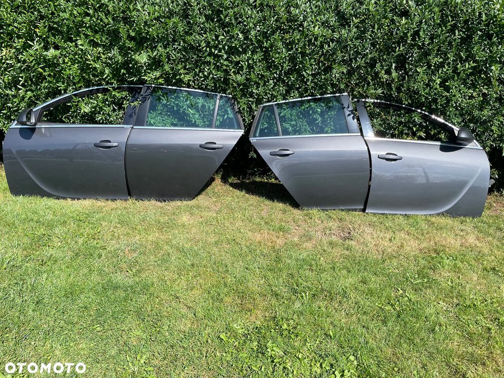 Opel Insignia A kombi Z177 drzwi prawe lewe przód tył kompletne