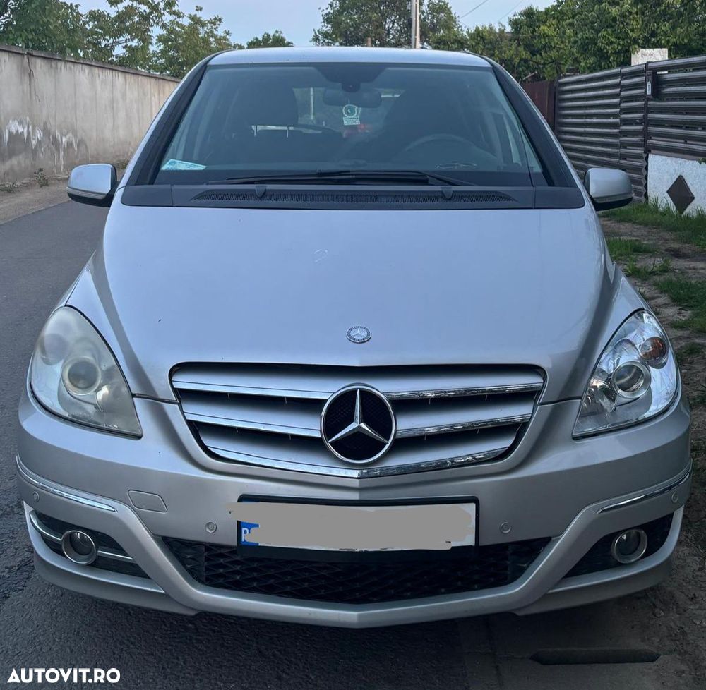 Mercedes-Benz B 180 - 2