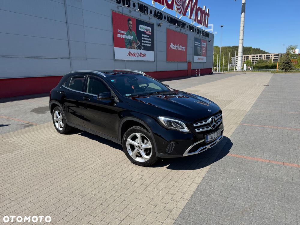 Mercedes-Benz GLA 200 7G-DCT - 1