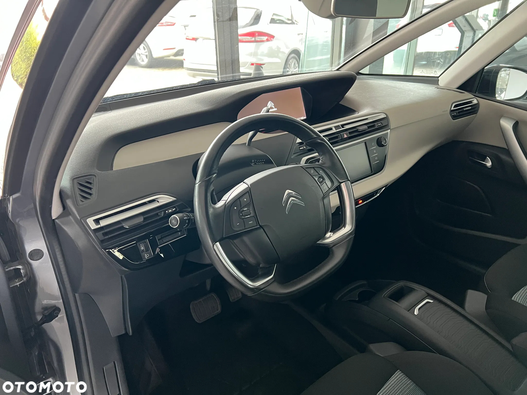 Citroën C4 SpaceTourer 1.2 PureTech Shine S&S EAT6 - 18