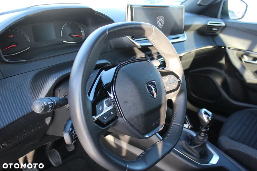 Peugeot 2008 PureTech 100 Active - 12