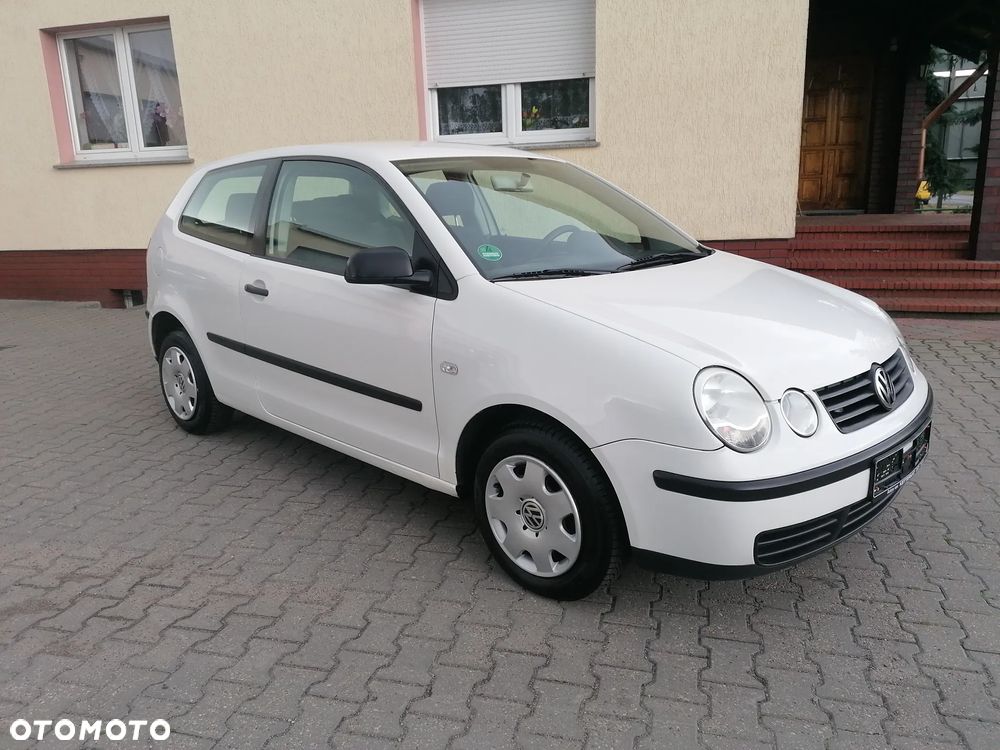 Volkswagen Polo - 2