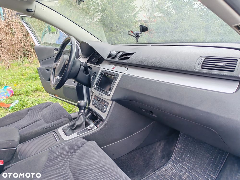 Volkswagen Passat - 5