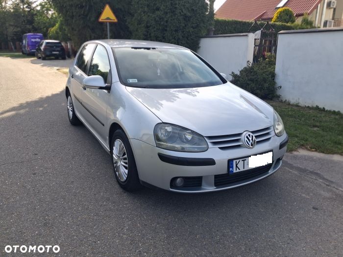 Volkswagen Golf - 6