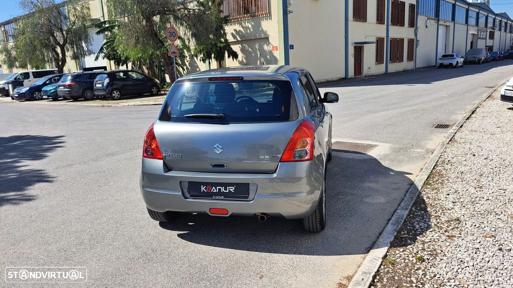 Suzuki Swift 1.3 DDiS GL - 17