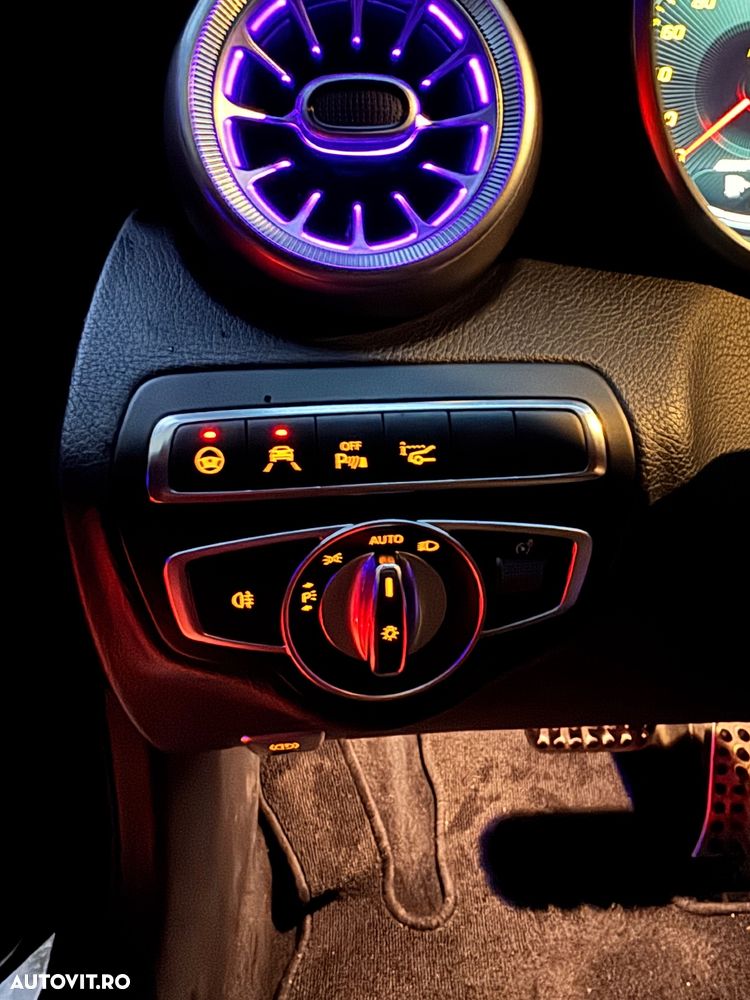 Mercedes-Benz C 43 AMG - 8